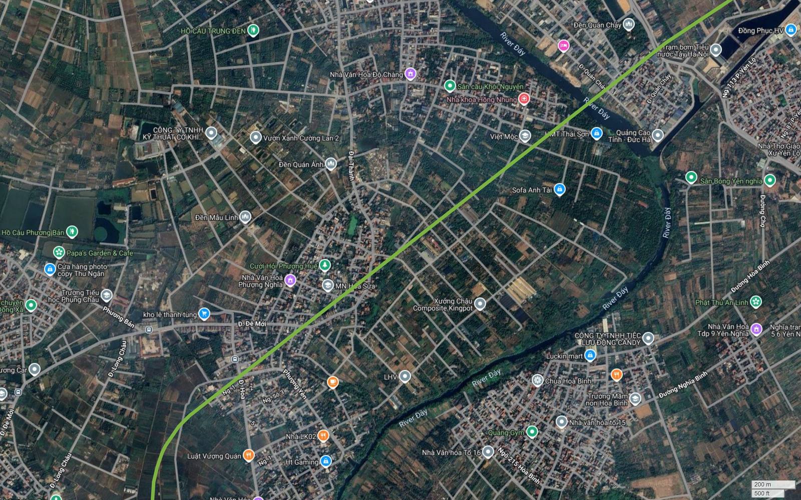 Ảnh vệ tinh đoạn metro số 11 qua Phụng Châu với làng xóm rải rác giữa vườn và ruộng, hành lang rất rộng